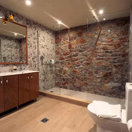 Nafpliobiofarms Country *